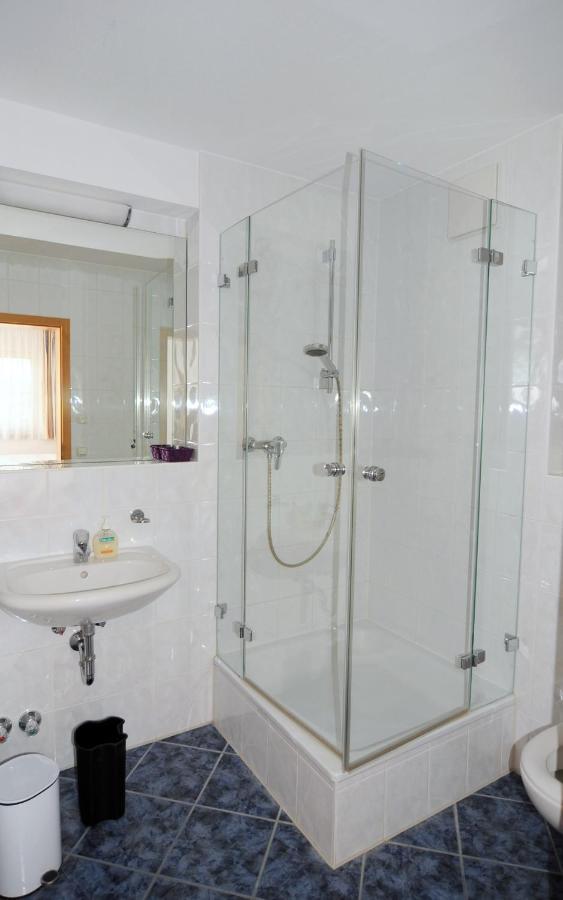 Pension Demmel, Bed & Breakfast Bruckmuhl Luaran gambar