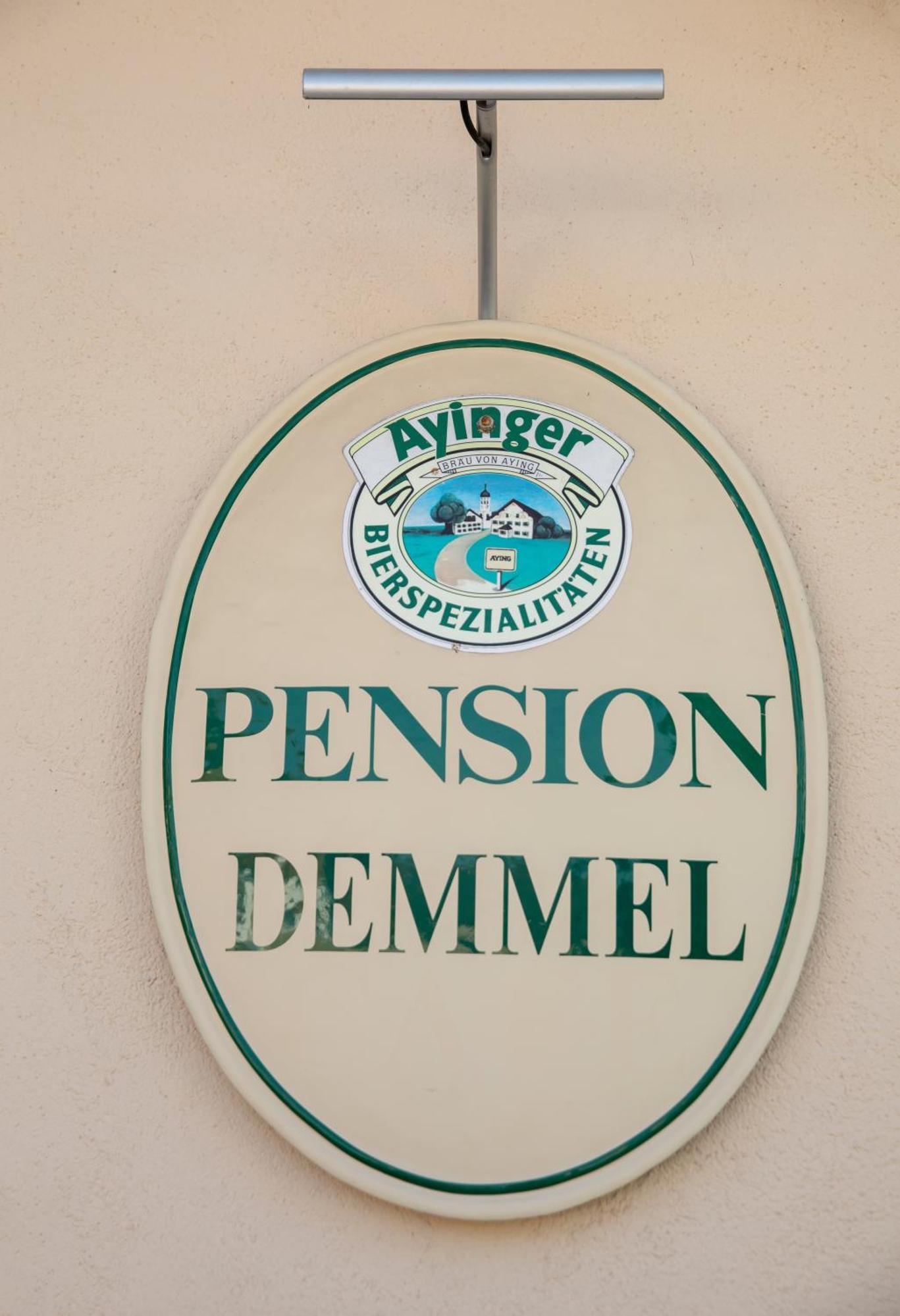 Pension Demmel, Bed & Breakfast Bruckmuhl Luaran gambar