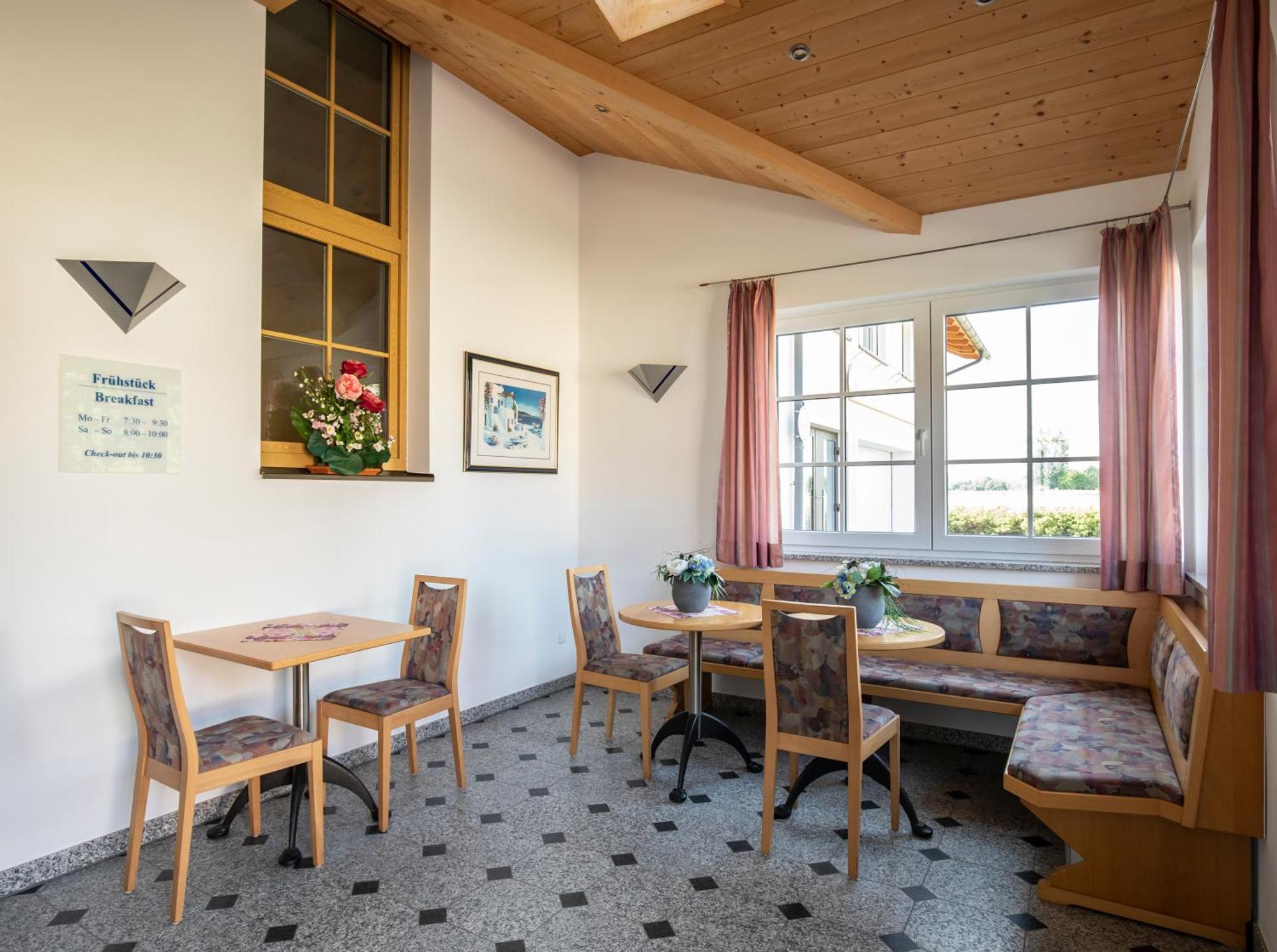 Pension Demmel, Bed & Breakfast Bruckmuhl Luaran gambar