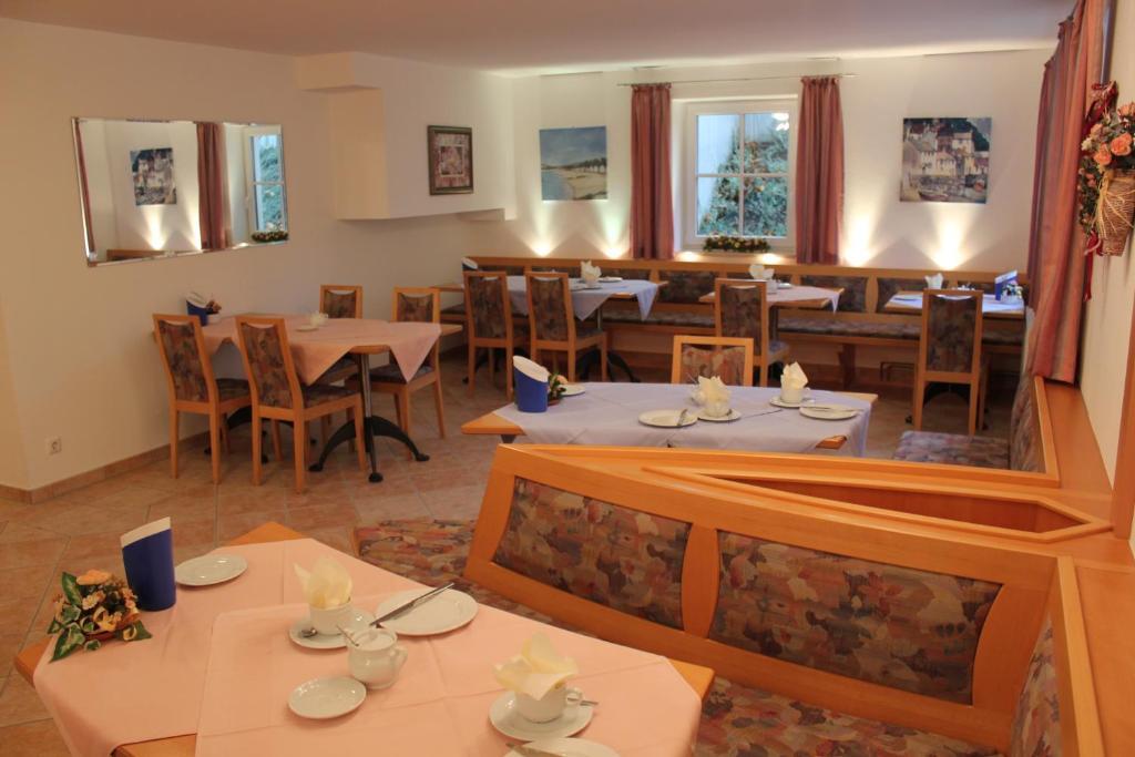 Pension Demmel, Bed & Breakfast Bruckmuhl Luaran gambar