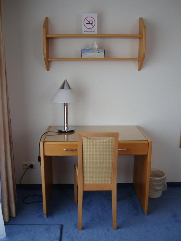 Pension Demmel, Bed & Breakfast Bruckmuhl Bilik gambar
